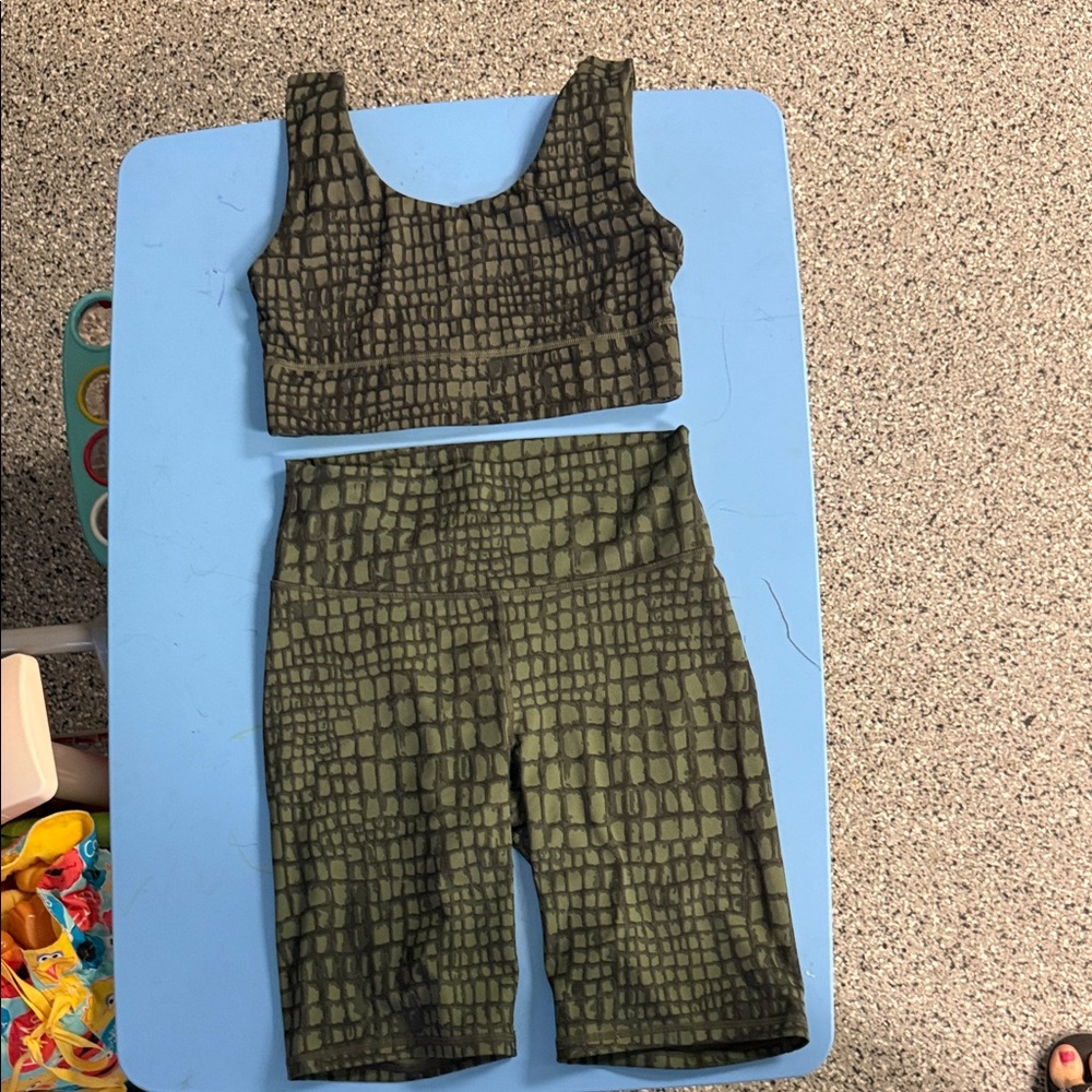 Fabletics set